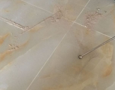 阿克陶瓷砖空鼓维修公司分享粘合剂选择不当在瓷砖铺贴过程中可能导致以下问题